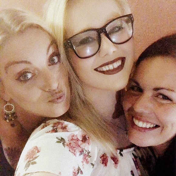 Meet your Posher, Jennifer - Picture 4 of 8